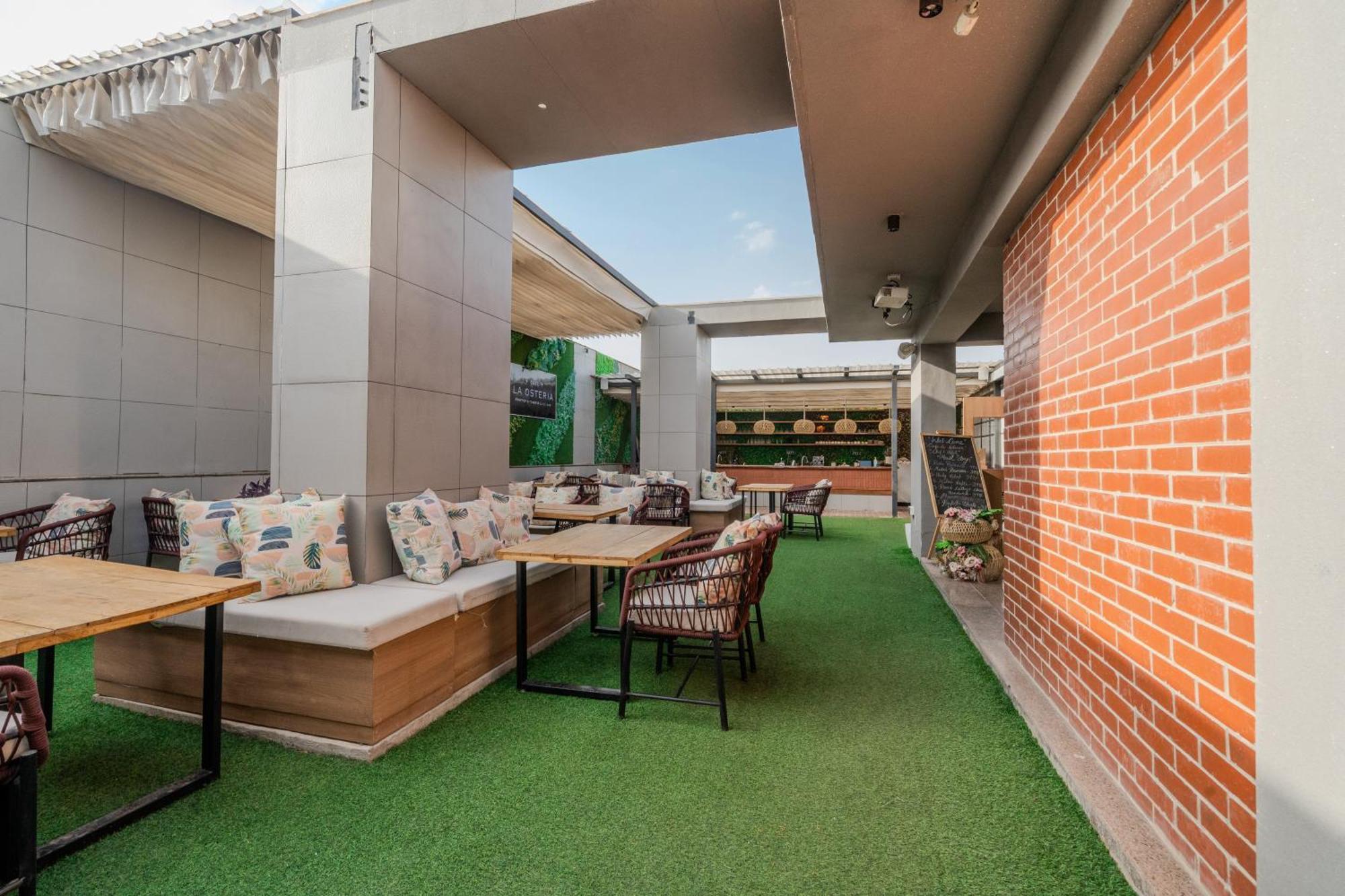 Stay Studio Hotel & Residences Gurgaon Exterior photo
